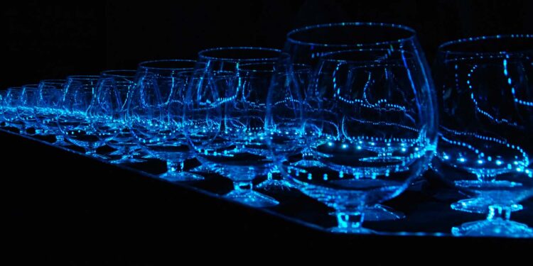 Glass Harp: Η τέχνη της μουσικής με ποτήρια