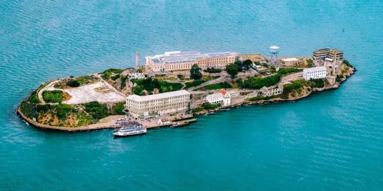Οι 8 πιο διαβόητοι φυλακισμένοι του Αλκατράζ